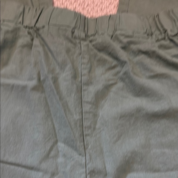 Green Casual Pants - Picture 3 of 4